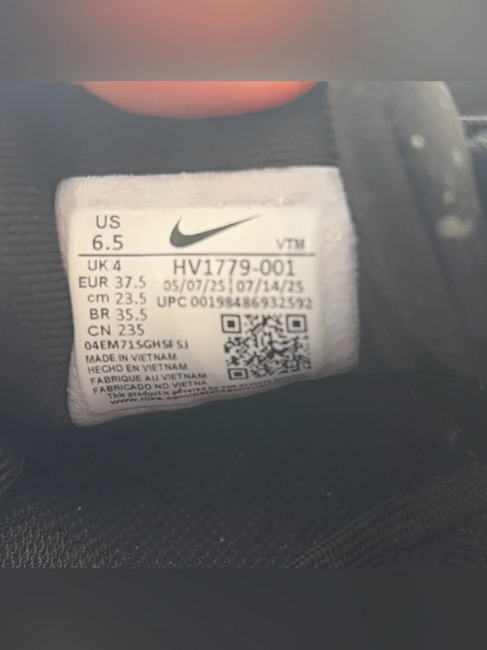 Nike Black Running Shoes with White Speckle Accents